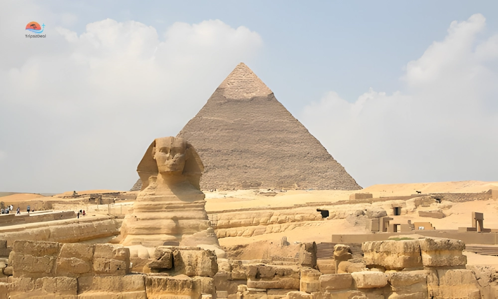 The Pyramid of Khafre and the Great Sphinx