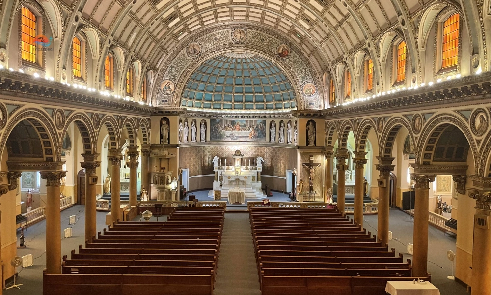 Saint Shenouda Church (Coptic Orthodox) what happens inside