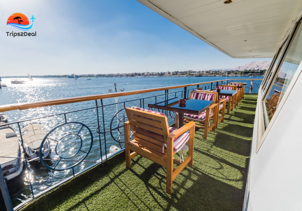 nile cruise balcony