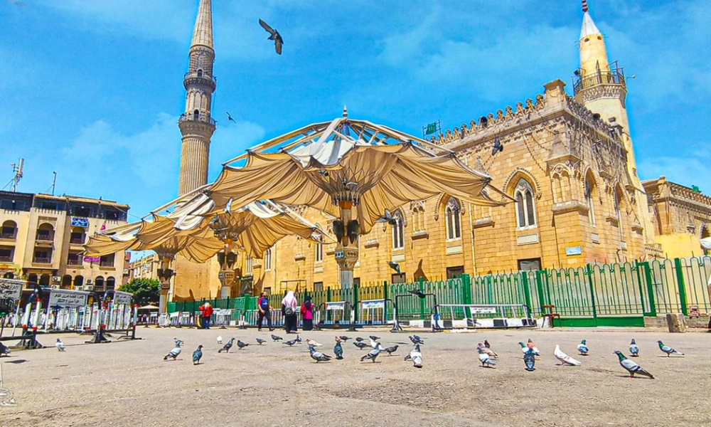 architecture of al husain mosque