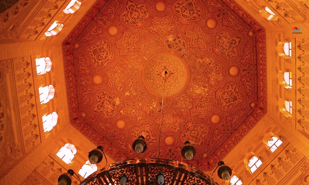 Morsi Abu El Abbas Mosque inside